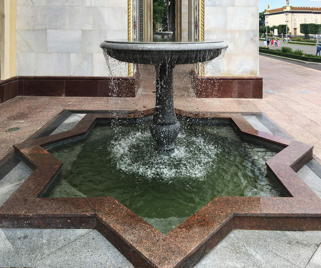 Fountains of the pavilion are made in the classical style